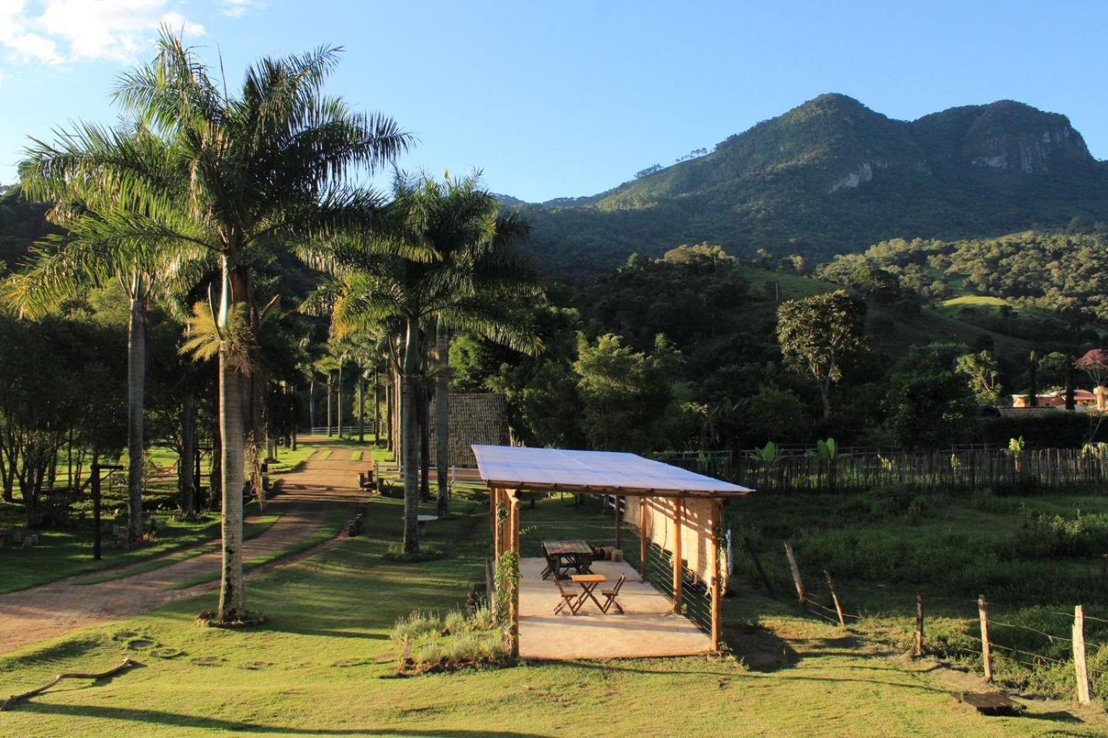 Villa Das Palmeiras Chales & Camping São Bento do Sapucaí Dış mekan fotoğraf